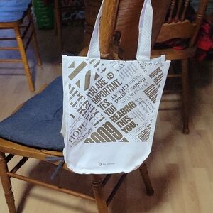 Lululemon White and Gold Textured Bag 11x10"